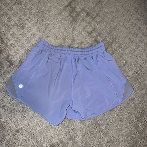 Lululemon athletica running short size 6 periwinkle blue 4” inch inseam